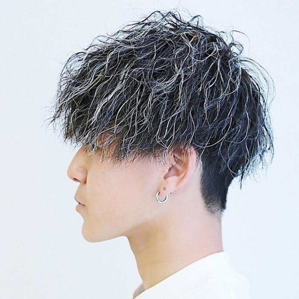 メンズヘアスタイルモデル