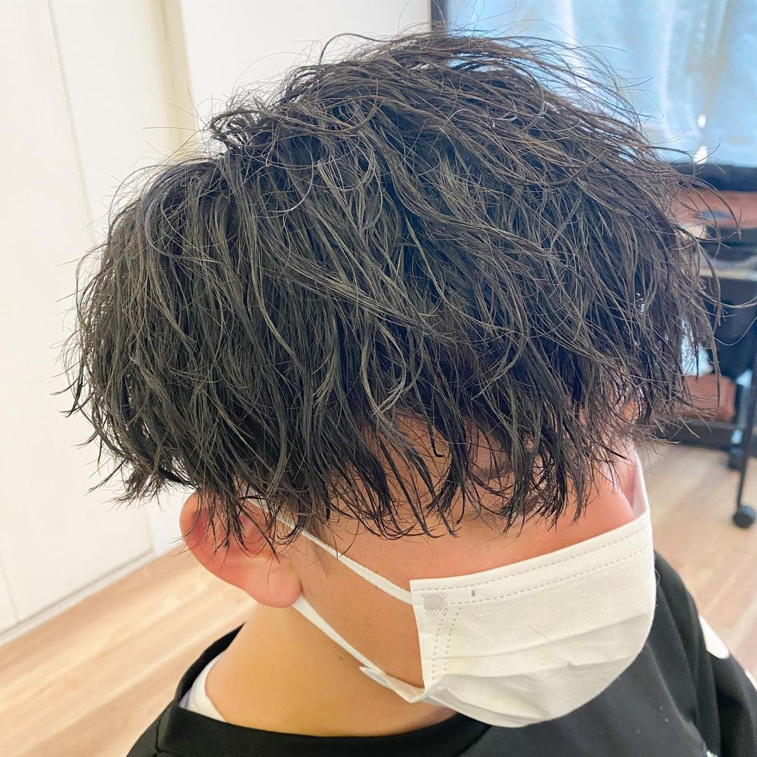 メンズヘアスタイルモデル