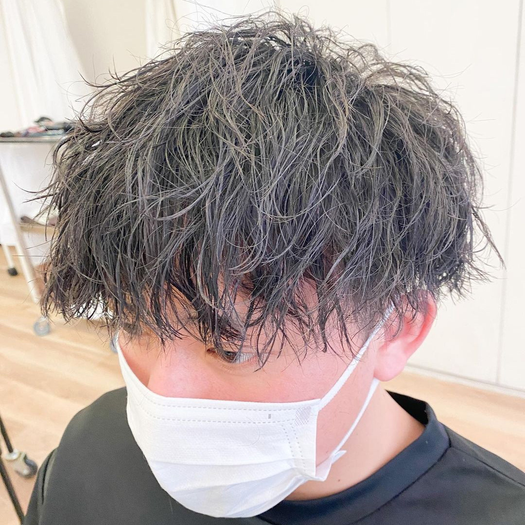 メンズヘアスタイルモデル