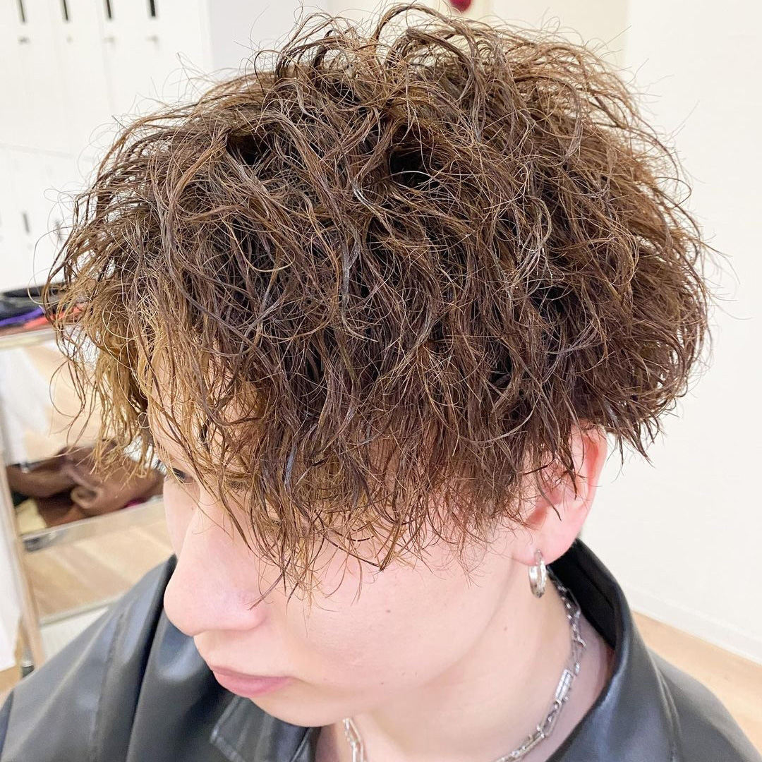 メンズヘアスタイルモデル