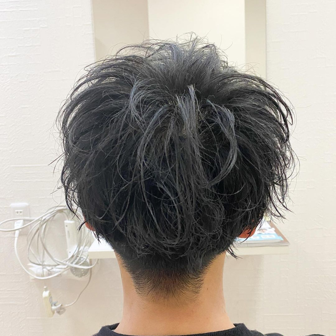 メンズヘアスタイルモデル