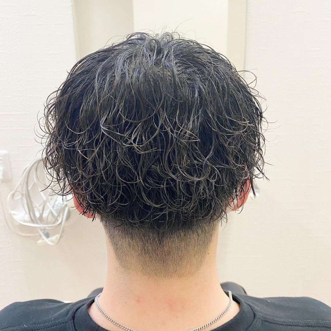 メンズヘアスタイルモデル