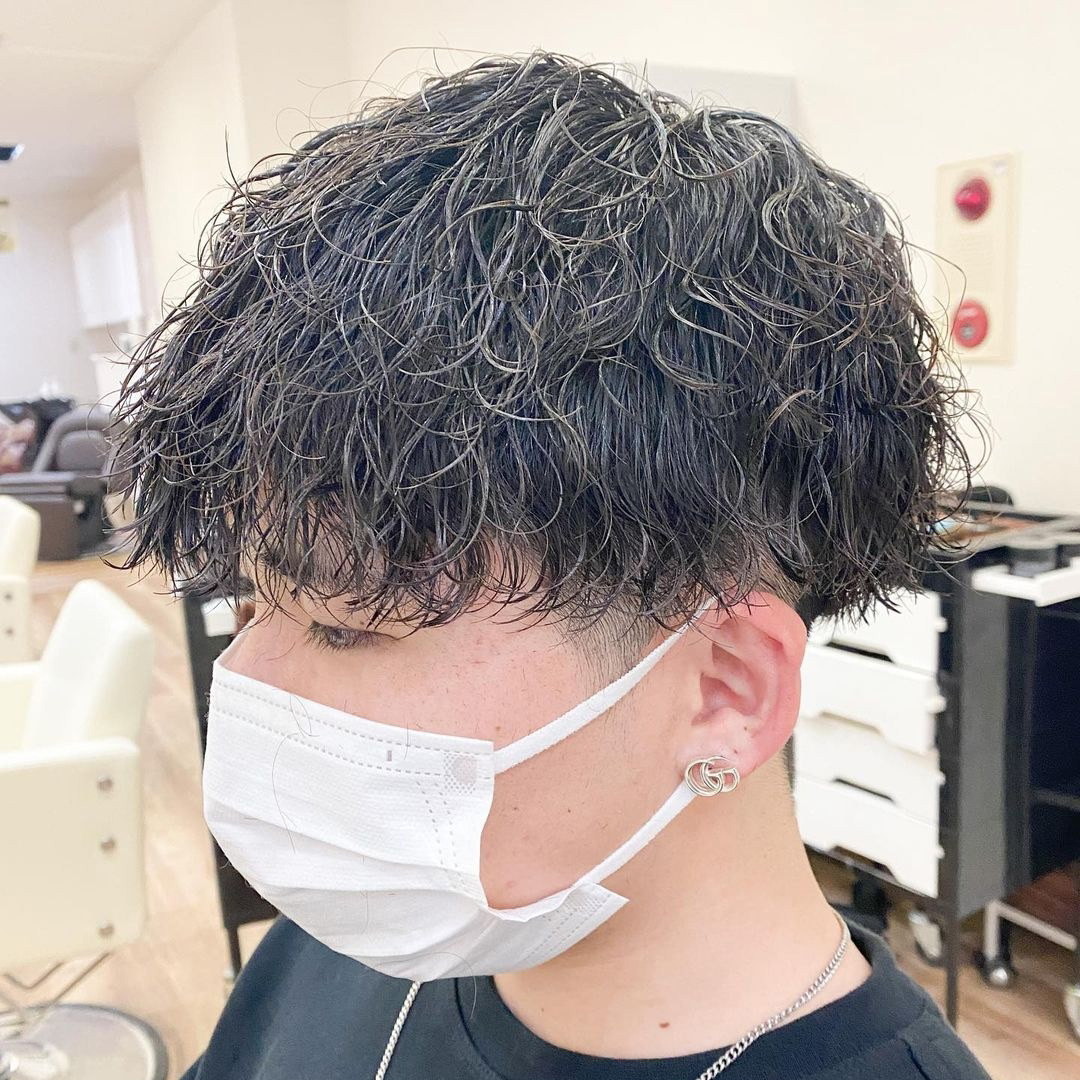 メンズヘアスタイルモデル