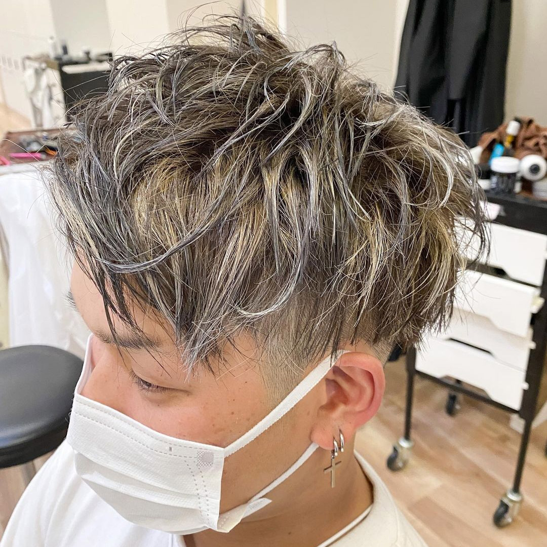 メンズヘアスタイルモデル