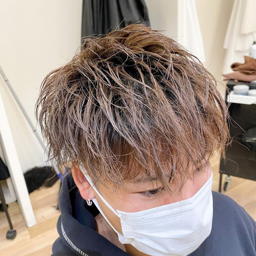 メンズヘアスタイルモデル