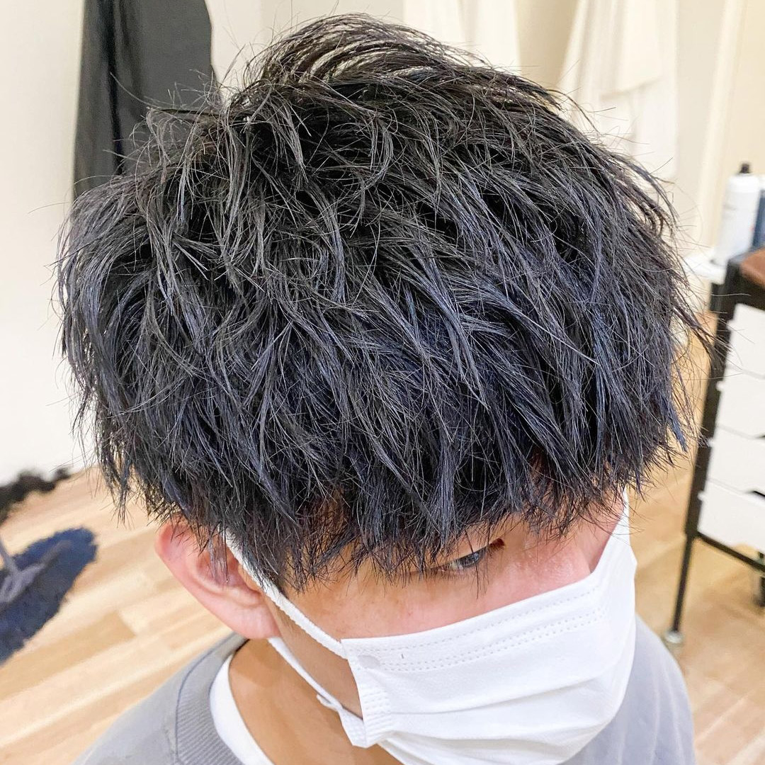 メンズヘアスタイルモデル