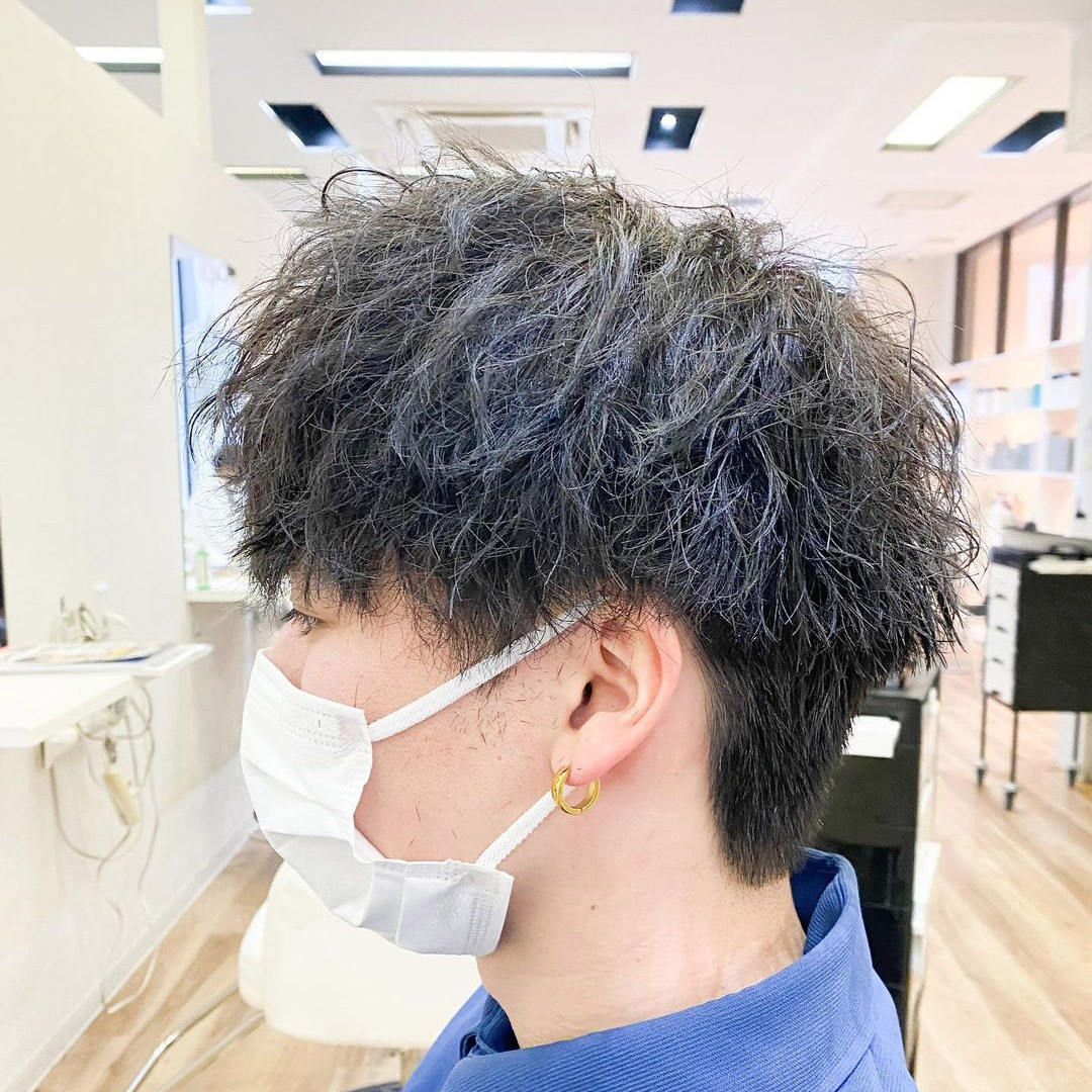 メンズヘアスタイルモデル