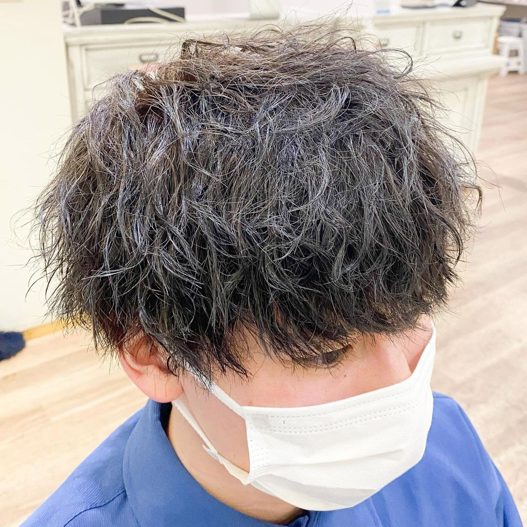 メンズヘアスタイルモデル