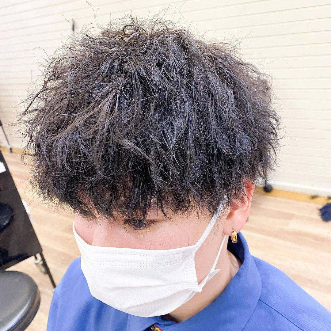 メンズヘアスタイルモデル