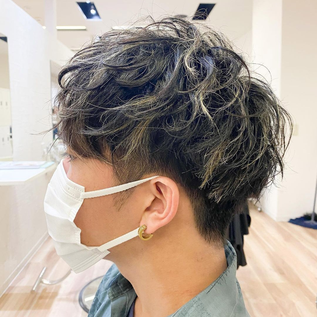 メンズヘアスタイルモデル