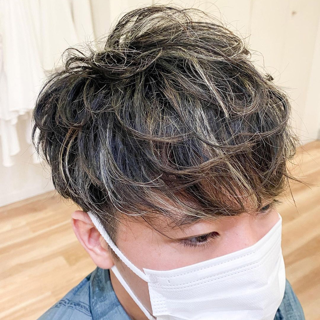 メンズヘアスタイルモデル