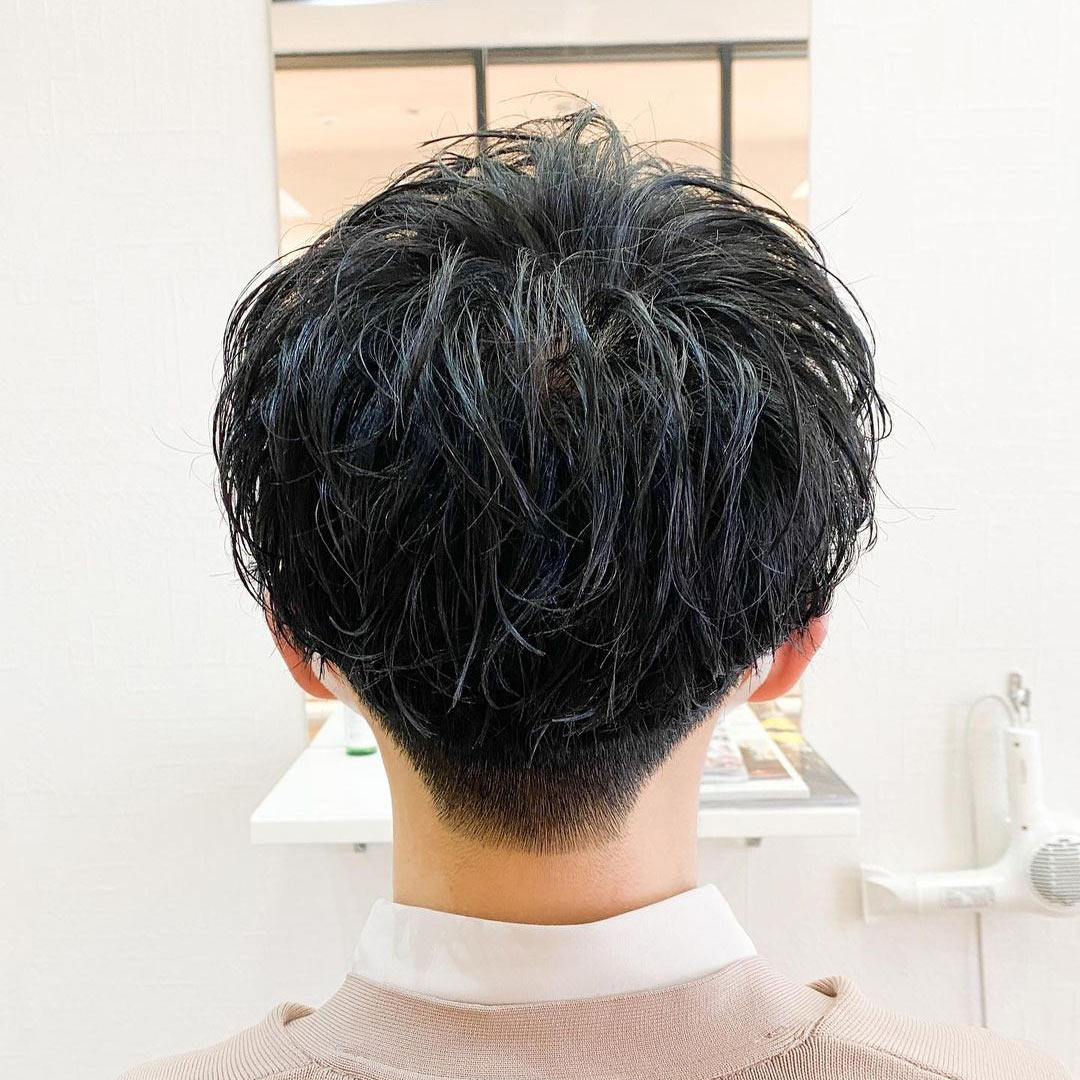 メンズヘアスタイルモデル