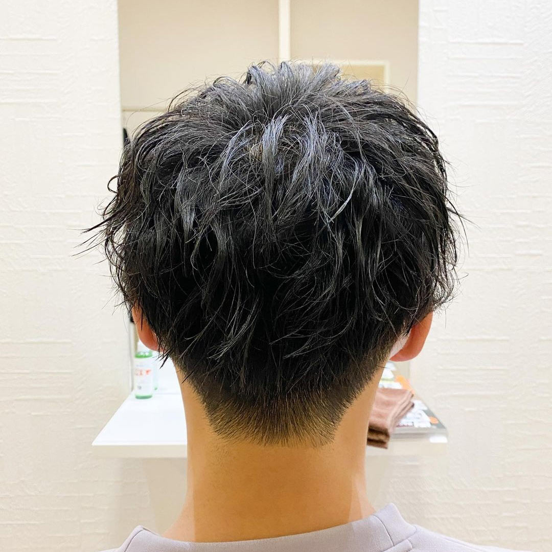 メンズヘアスタイルモデル