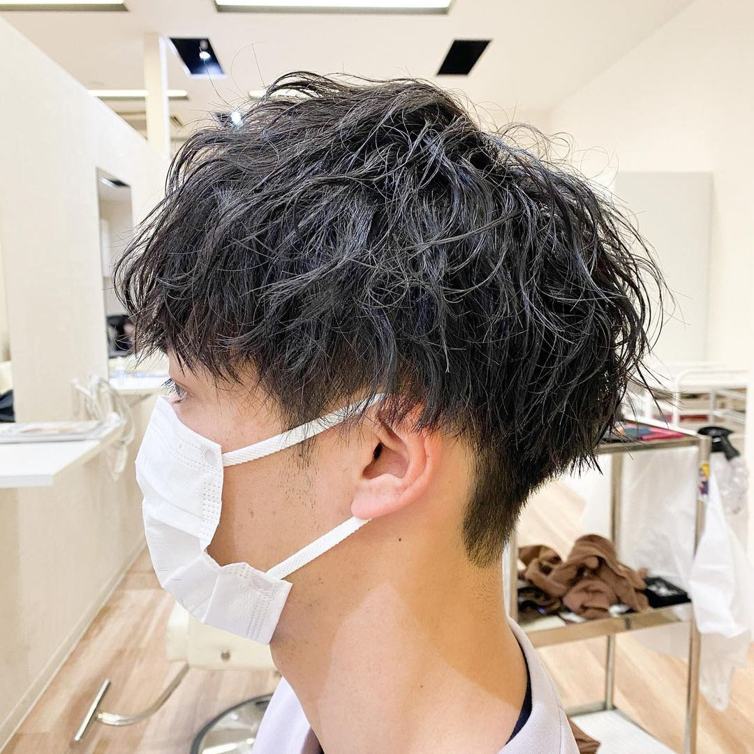 メンズヘアスタイルモデル