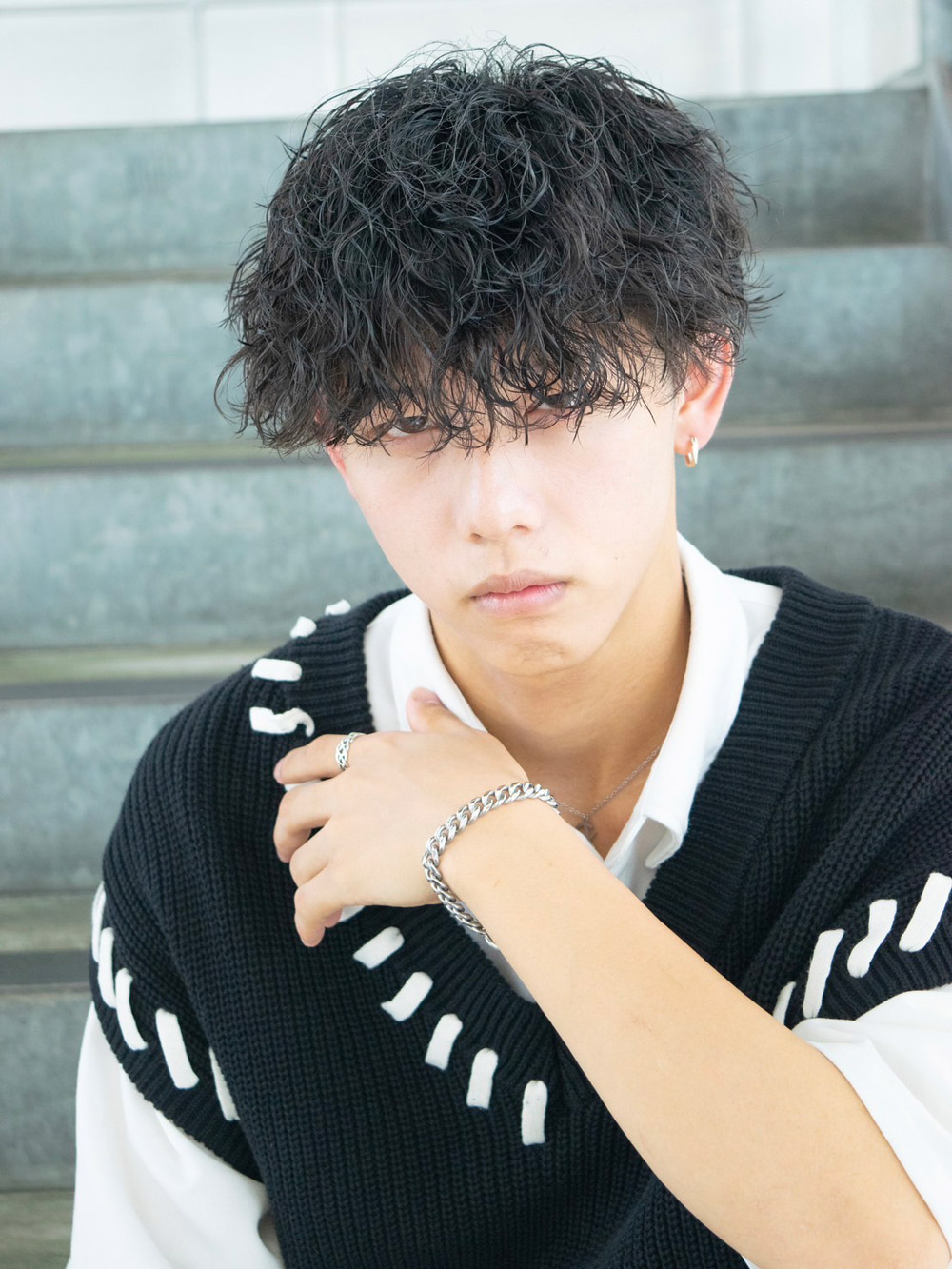 フェザーパーマ×センターパートヘアーデザイン