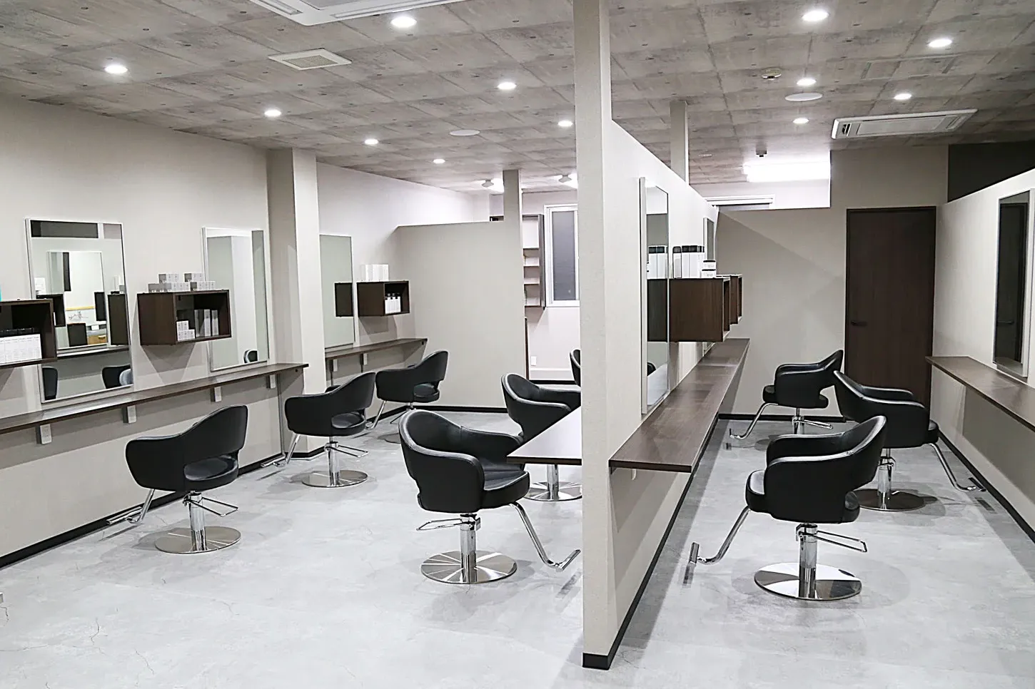 倉敷駅前店内画像